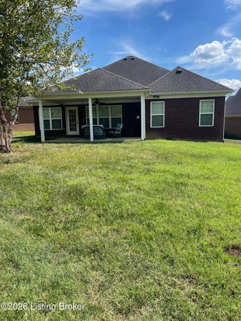 8106 Cedar Garden Cir, Louisville, KY 40291