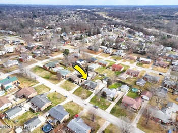 8107 Jasmine Ln, Louisville, KY 40228