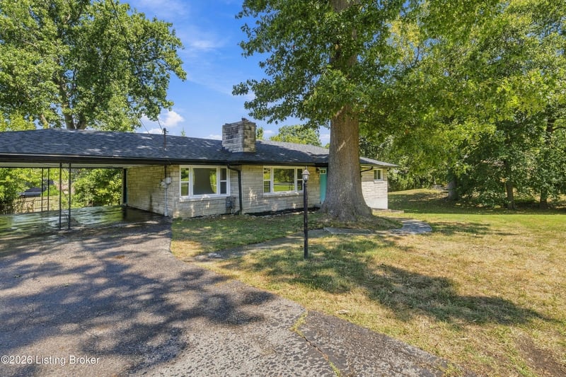 811 Gagel Ave, Louisville, KY 40216
