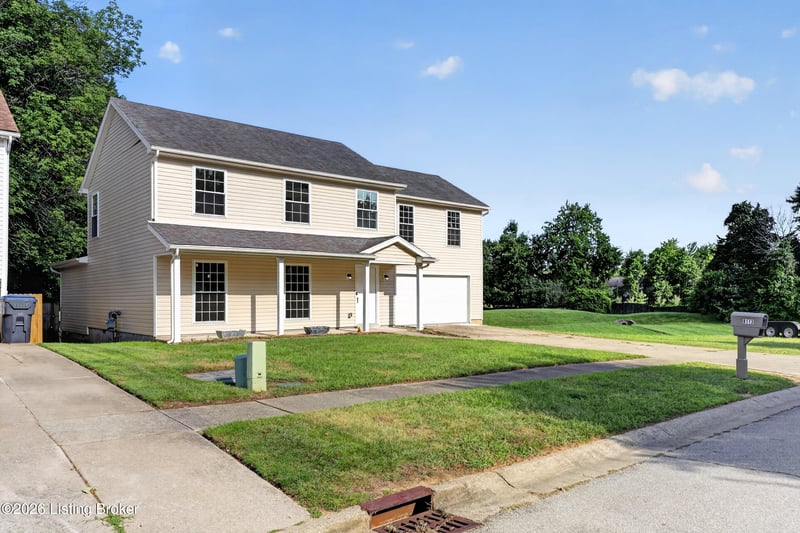 8113 Apple Valley Dr, Louisville, KY 40228