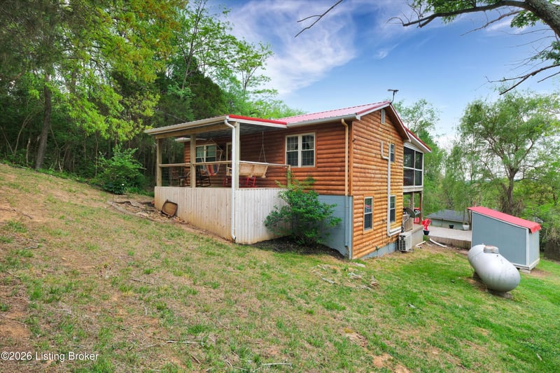 812 Ridgecrest Dr, Clarkson, KY 42726