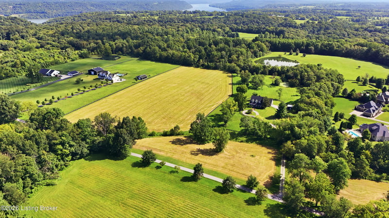 8123 Meades Landing Rd, Goshen, KY 40026