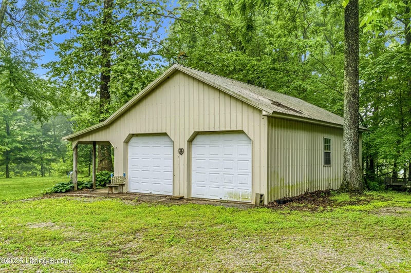 8129 Bagdad Rd, Bagdad, KY 40003