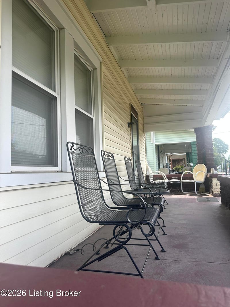 815 S 38th St, Louisville, KY 40211