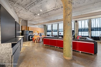 815 W Market St #706, Louisville, KY 40202