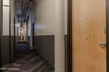 815 W Market St #807, Louisville, KY 40202