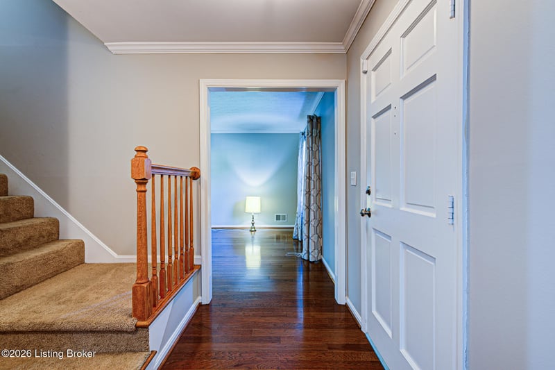 816 Foxwood Ave, Louisville, KY 40223
