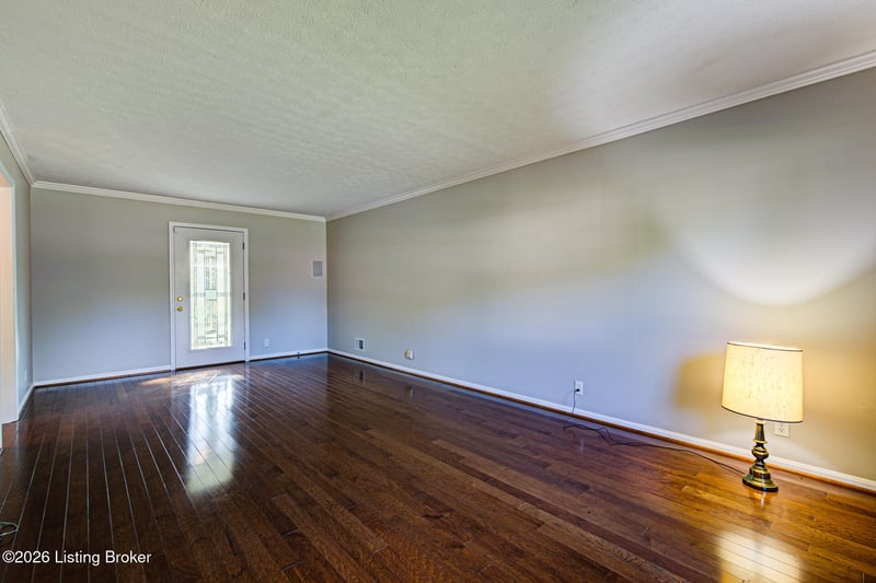 816 Foxwood Ave, Louisville, KY 40223