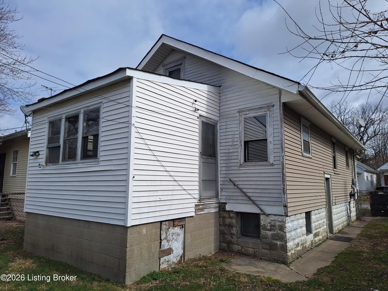816 S 37th St, Louisville, KY 40211