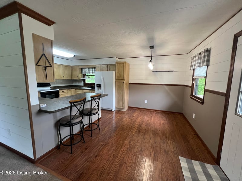 817 Cane Run Rd, Turners Station, KY 40075
