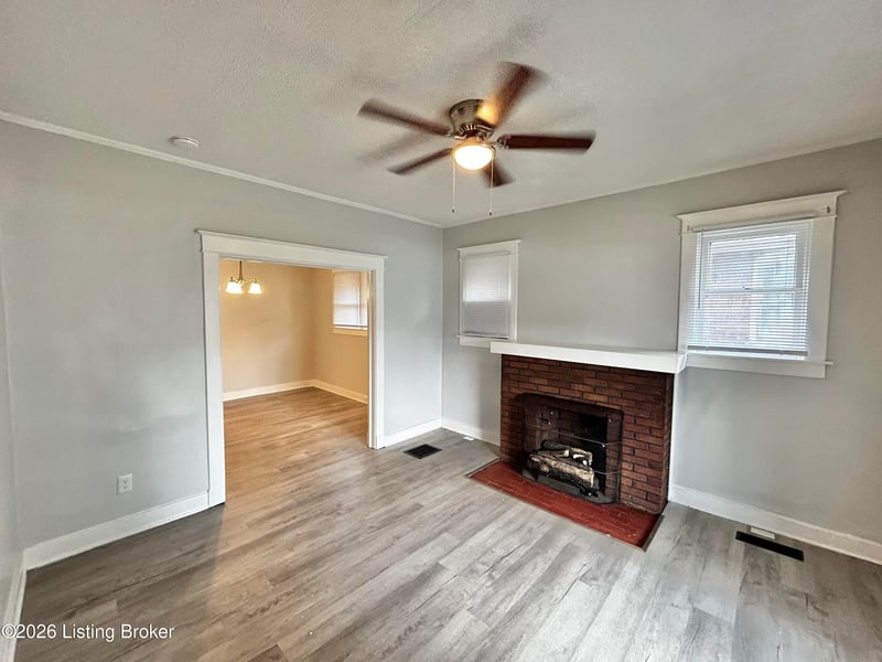 818 S 31st St, Louisville, KY 40211