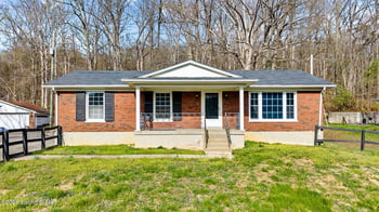 8199 Arnoldtown Rd, Louisville, KY 40214