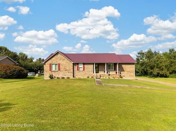 82 N Sunset Ave, Cecilia, KY 42724