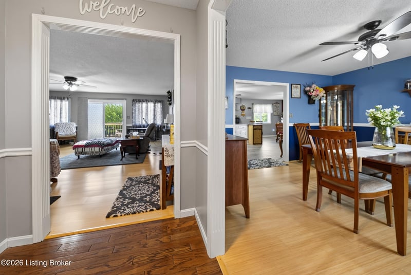 82 N Sunset Ave, Cecilia, KY 42724