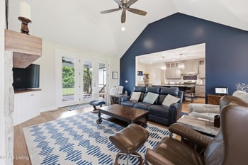 820 S Stallard Dr, Shelbyville, KY 40065