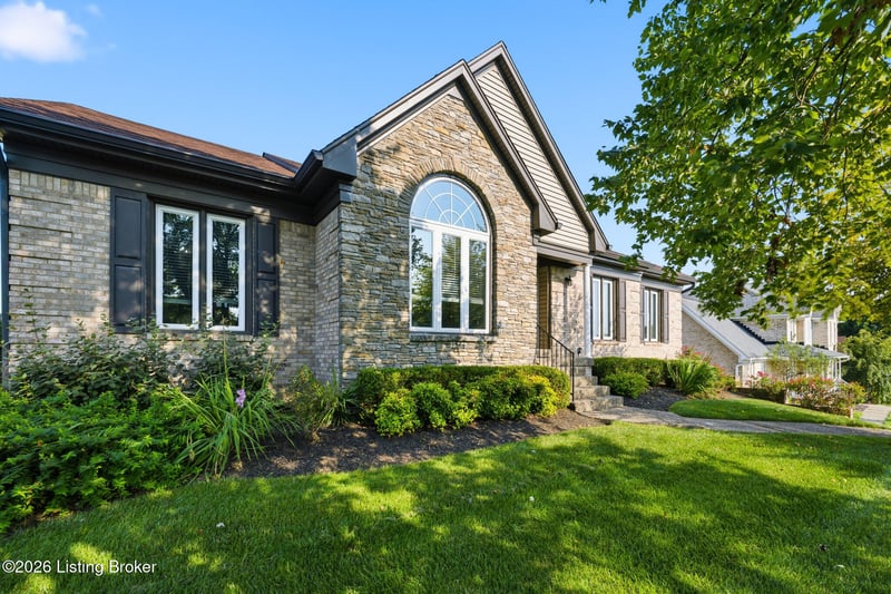 8200 Bohannon Station Rd, Louisville, KY 40291