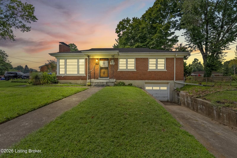 8201 Denise Dr, Louisville, KY 40219