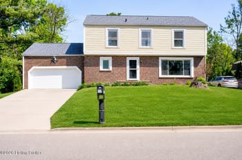 8201 Huntsman Trl, Louisville, KY 40291
