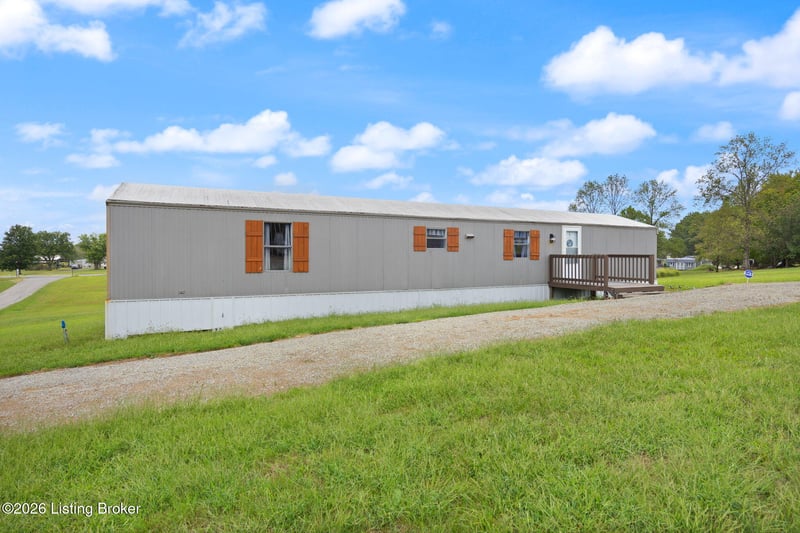 821 Foxwood Cir, Leitchfield, KY 42754