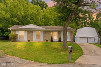 8213 Candelabrum Pl, Louisville, KY 40214