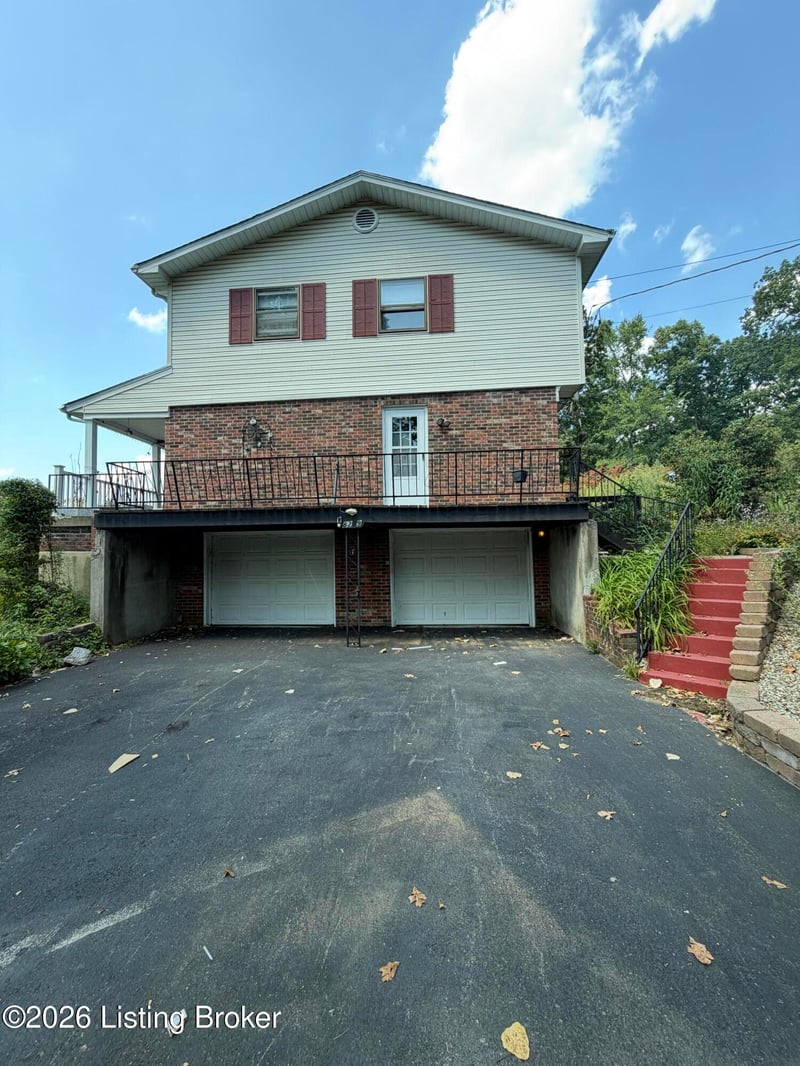 8219 Arnoldtown Rd, Louisville, KY 40214