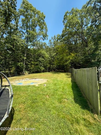 8219 Arnoldtown Rd, Louisville, KY 40214