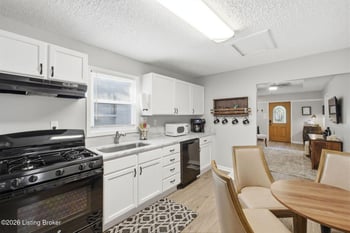 823 Forrest St, Louisville, KY 40217