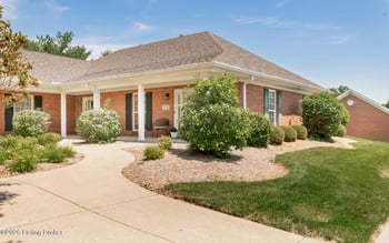 824 Garden Pointe Dr, Simpsonville, KY 40067
