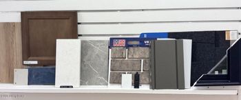 8300 Gateway Run Rd, Louisville, KY 40229