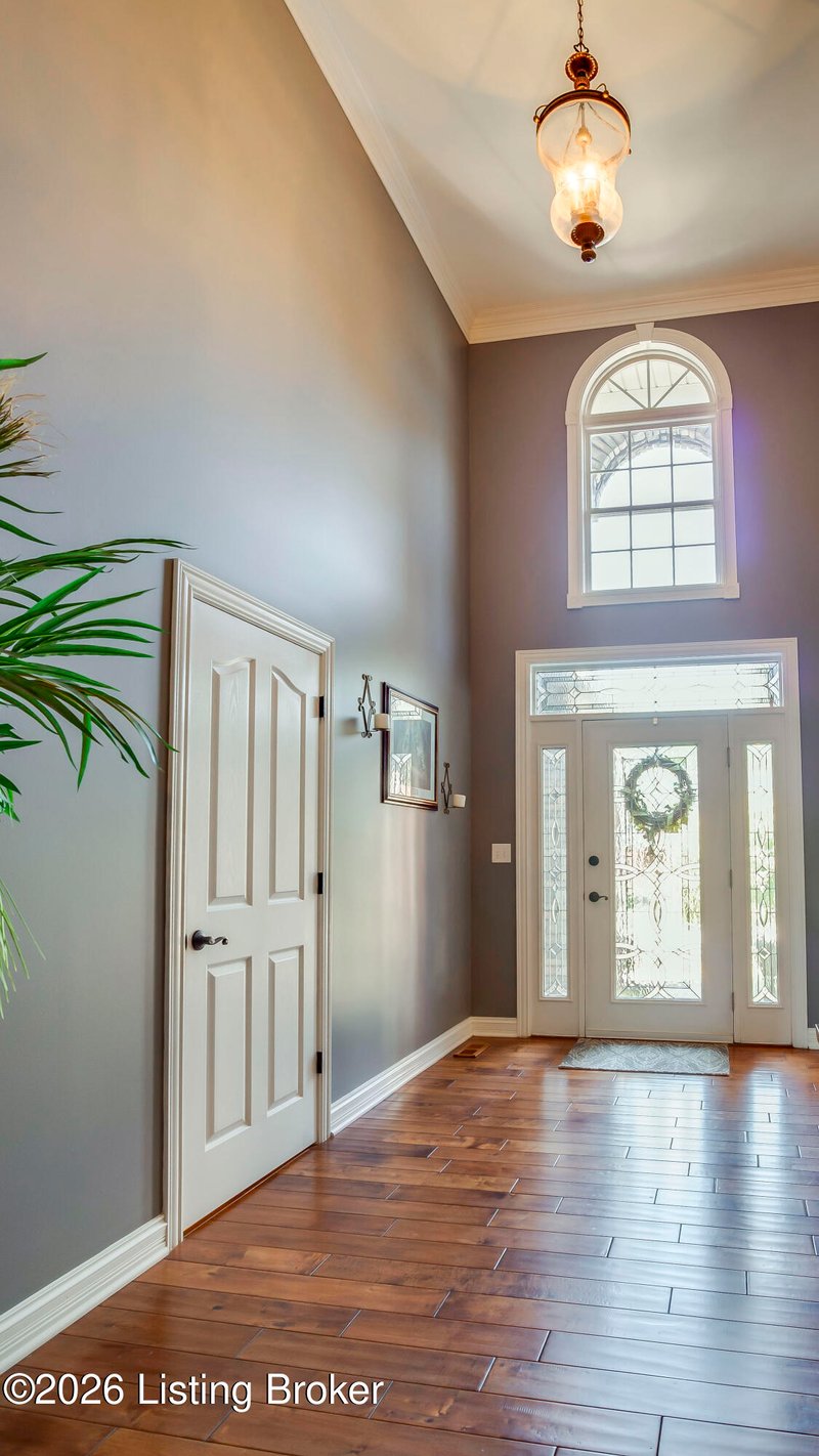 8304 Old Toll Rd, Louisville, KY 40291