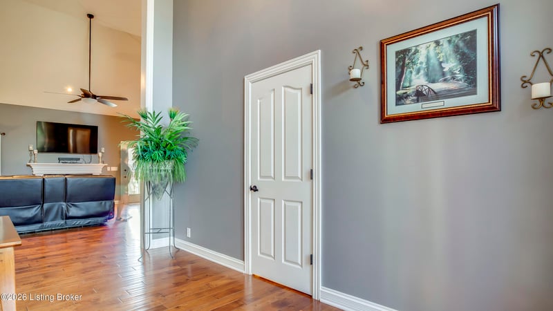 8304 Old Toll Rd, Louisville, KY 40291