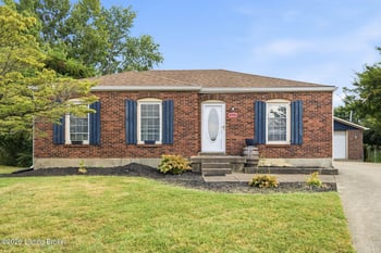 8305 Olive Hill Ct, Louisville, KY 40228