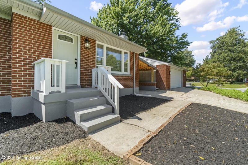 8309 Denise Dr, Louisville, KY 40219