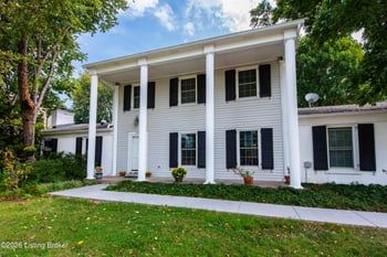 8310 Easton Ln, Louisville, KY 40242