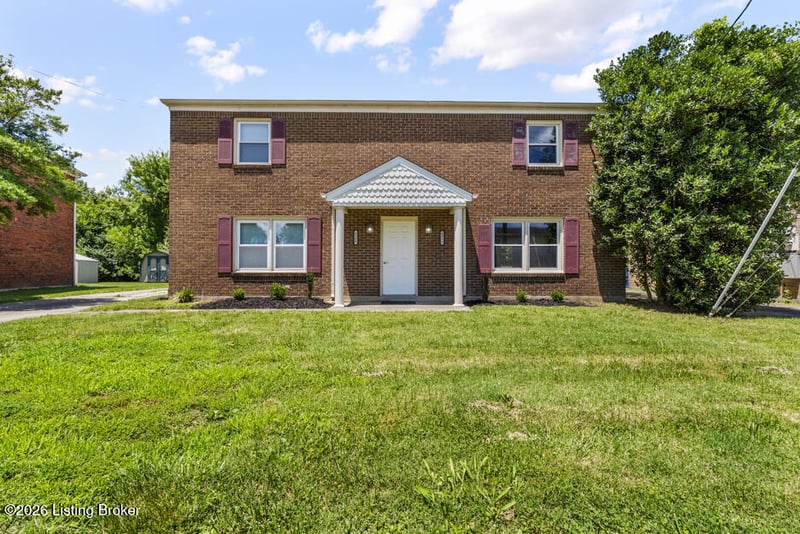 8311 Damascus Cir, Louisville, KY 40228