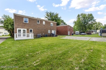 8311 Damascus Cir, Louisville, KY 40228