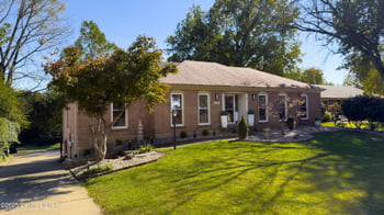 8311 Pine Grove Ct, Louisville, KY 40214