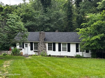 8330 Ballardsville Rd, Crestwood, KY 40014
