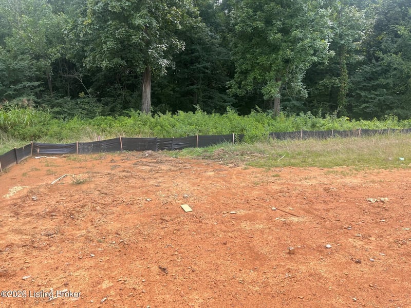 8330 Hollis View Way, Louisville, KY 40214