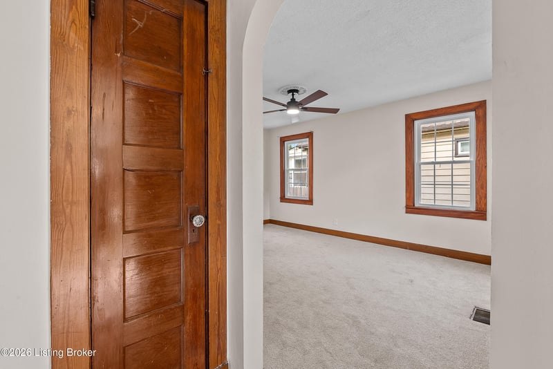 834 Beecher St, Louisville, KY 40215