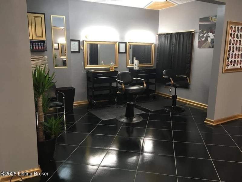 837 Denmark St, Louisville, KY 40215