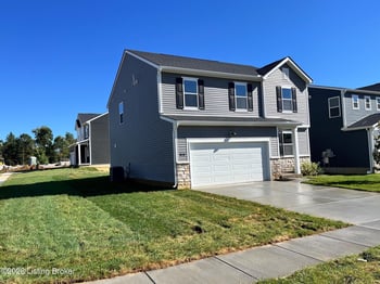 8401 Hollis Vw Way, Louisville, KY 40214
