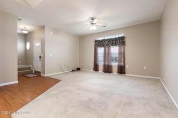 8405 Moss Garden Dr, Louisville, KY 40219