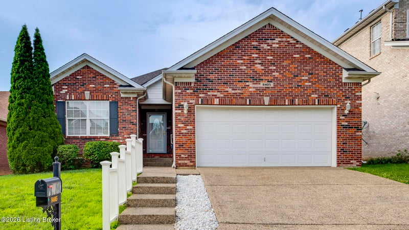 8405 Sunny Stone Ln, Louisville, KY 40299