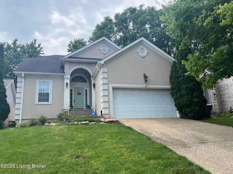 8408 Biggin Hill Ln, Louisville, KY 40220