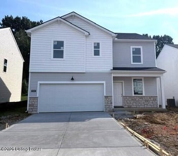 8408 Fairmount Rd, Louisville, KY 40291