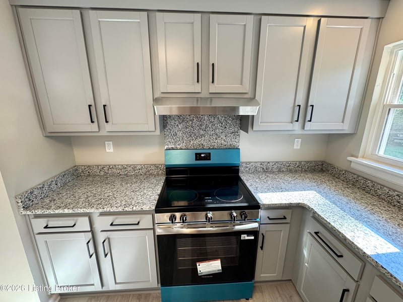 8410 Jan Way, Louisville, KY 40219