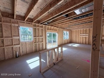 8412 Fairmount Rd, Louisville, KY 40291