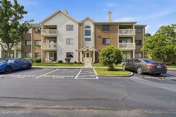 8413 Ambrosse Ln #310, Louisville, KY 40299
