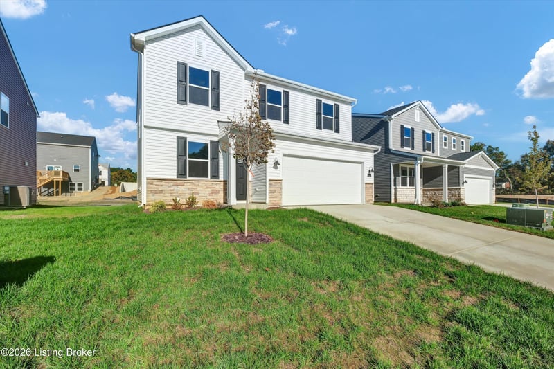 8415 Hollis View Way, Louisville, KY 40214